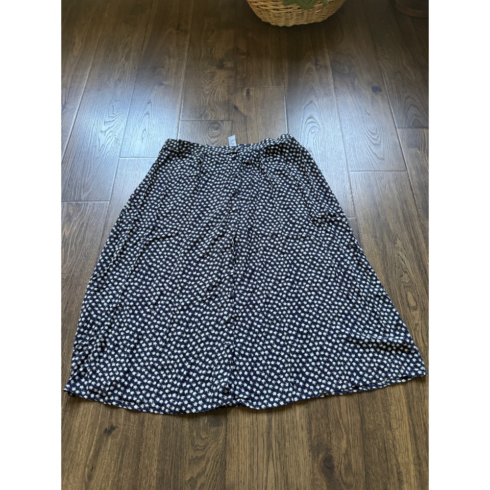Sag Harbor Woman Navy Blue White Floral Star Rayon Button Front Midi Skirt 1X